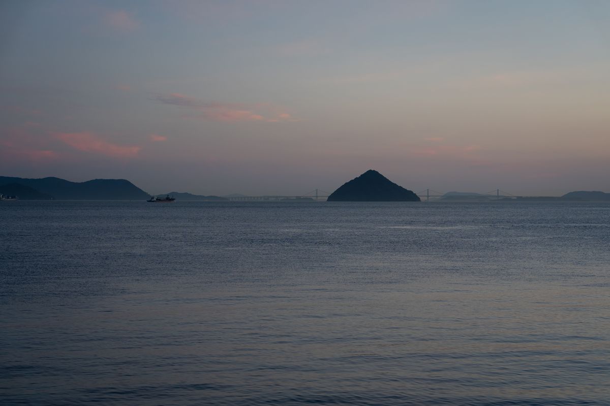 直島の夕暮れ